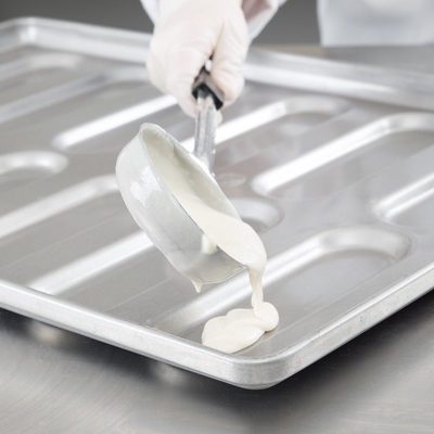 RK Bakeware China Foodservice NSF 0215 Hoagie-Brötchenpfanne aus glasiertem aluminiertem Stahl mit abgerundeten Enden, Hamburger-Brötchen-Backblech